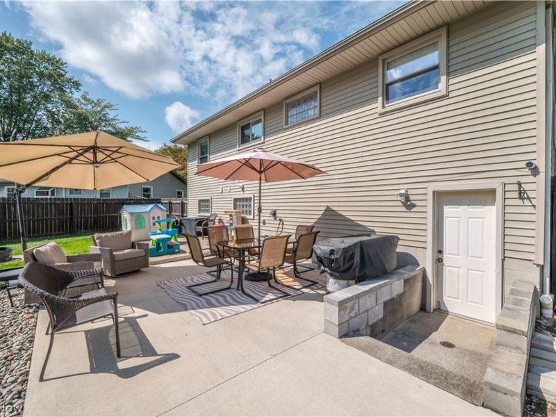 4585 Alderwood Drive, Canfield, OH 44406 Photo 7