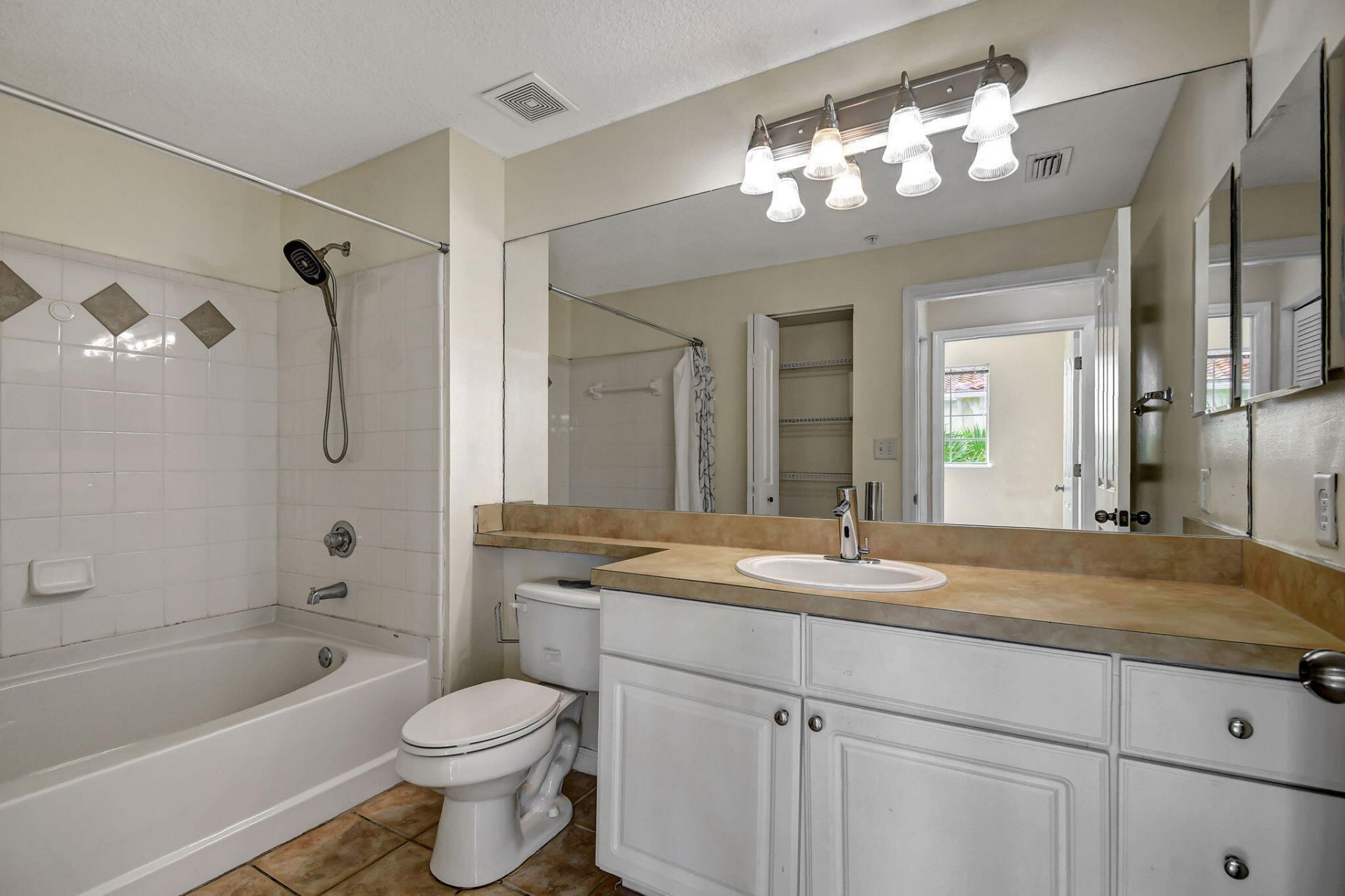 9873 Baywinds Drive, Unit 5302, West Palm Beach, FL 33411 Photo