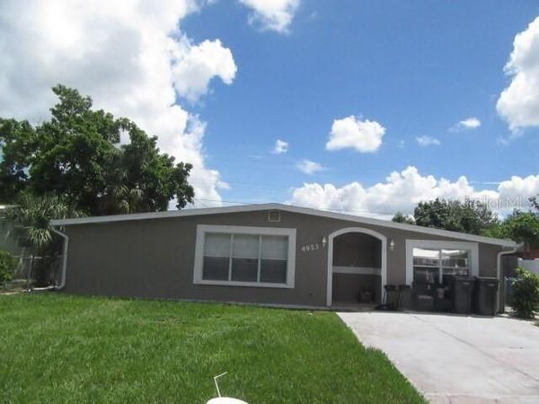4923 CRESTHILL DRIVE , TAMPA, FL 33615