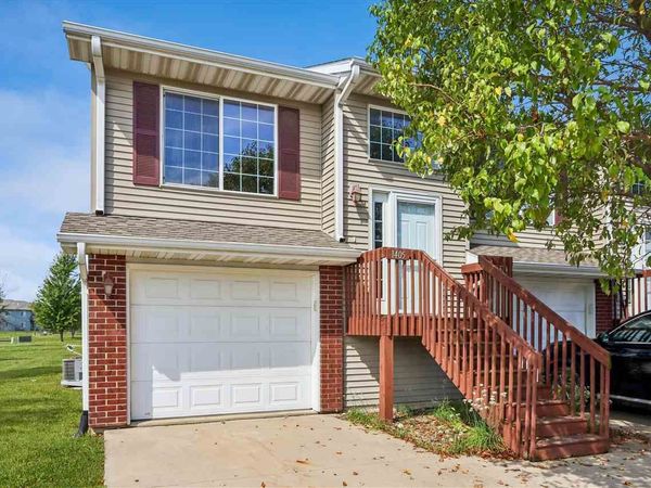 1405 Hayden Lane, North Liberty, IA 52317