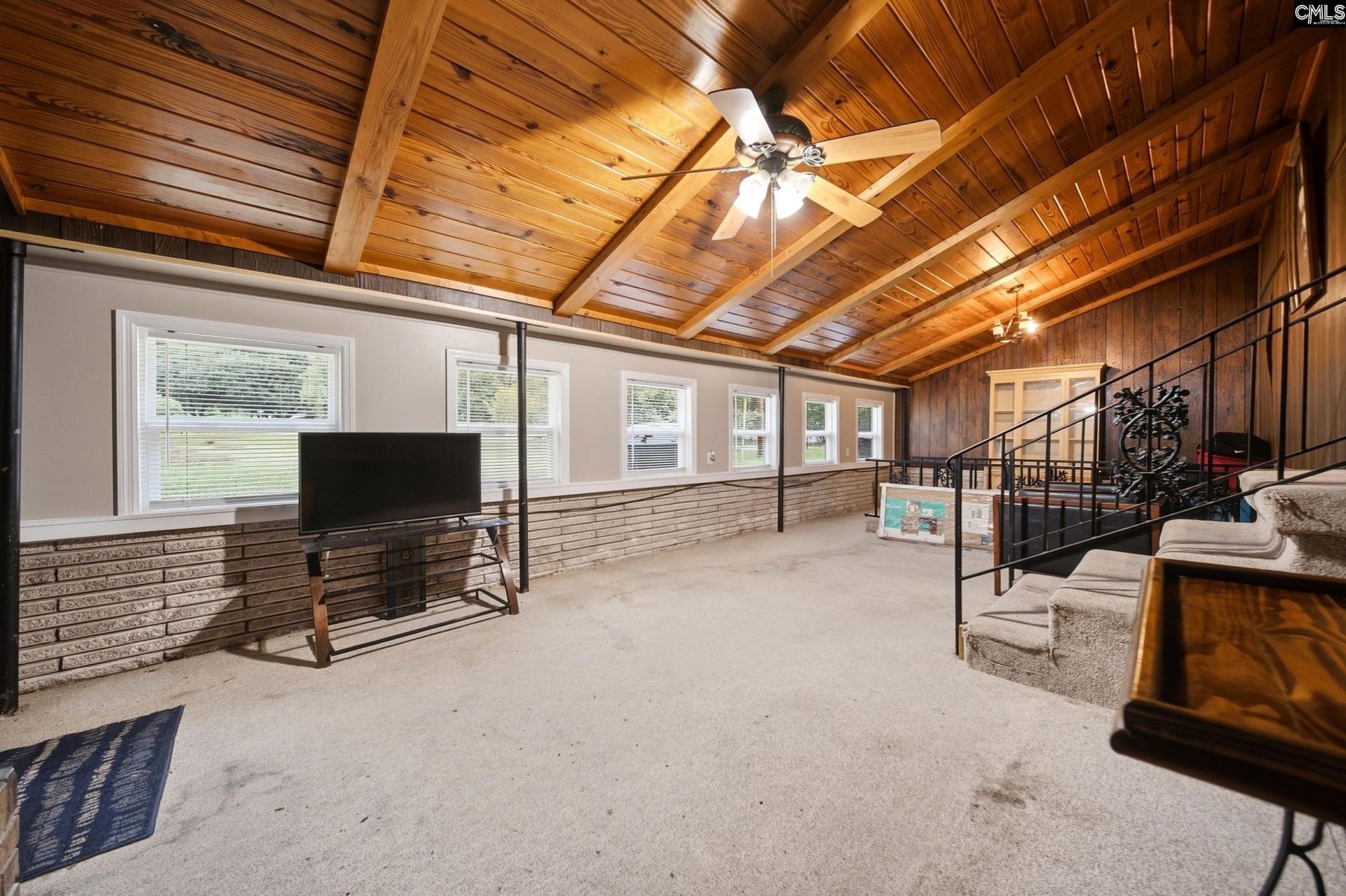 347 Gator Road  Photo 14