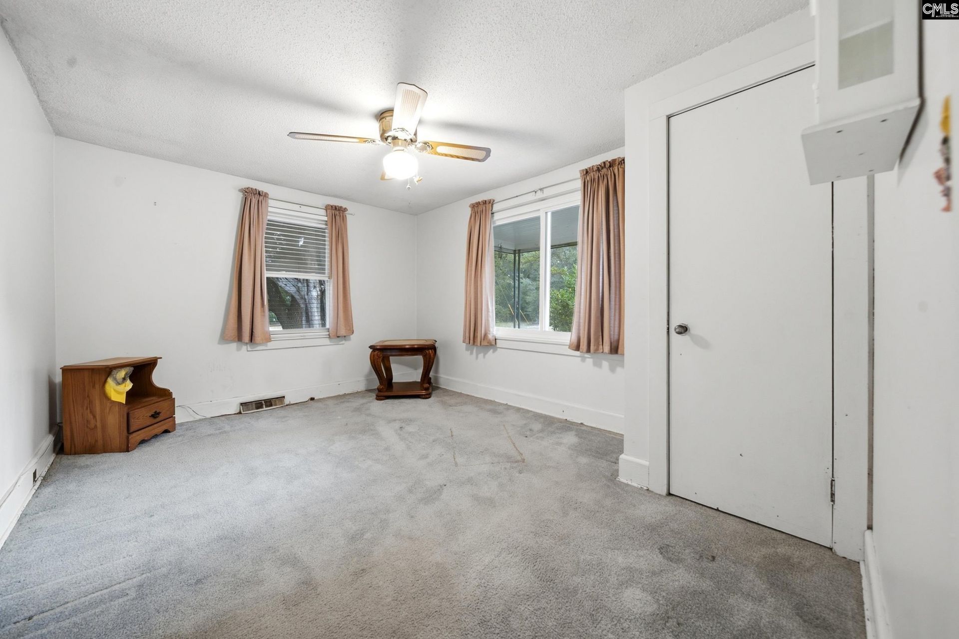 347 Gator Road  Photo 5