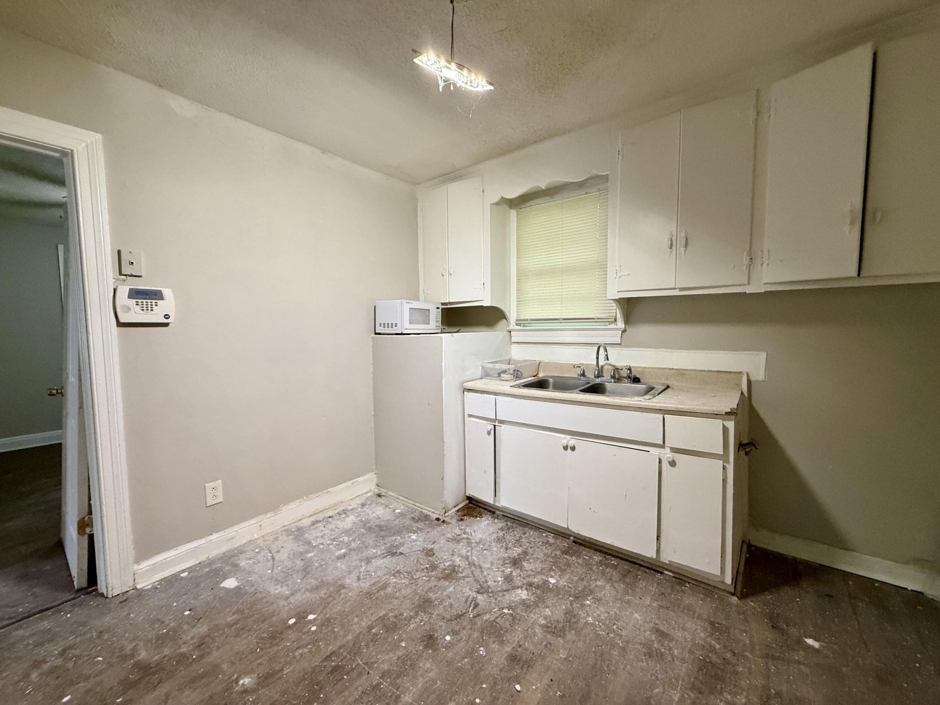 1814 English Street Photo 10