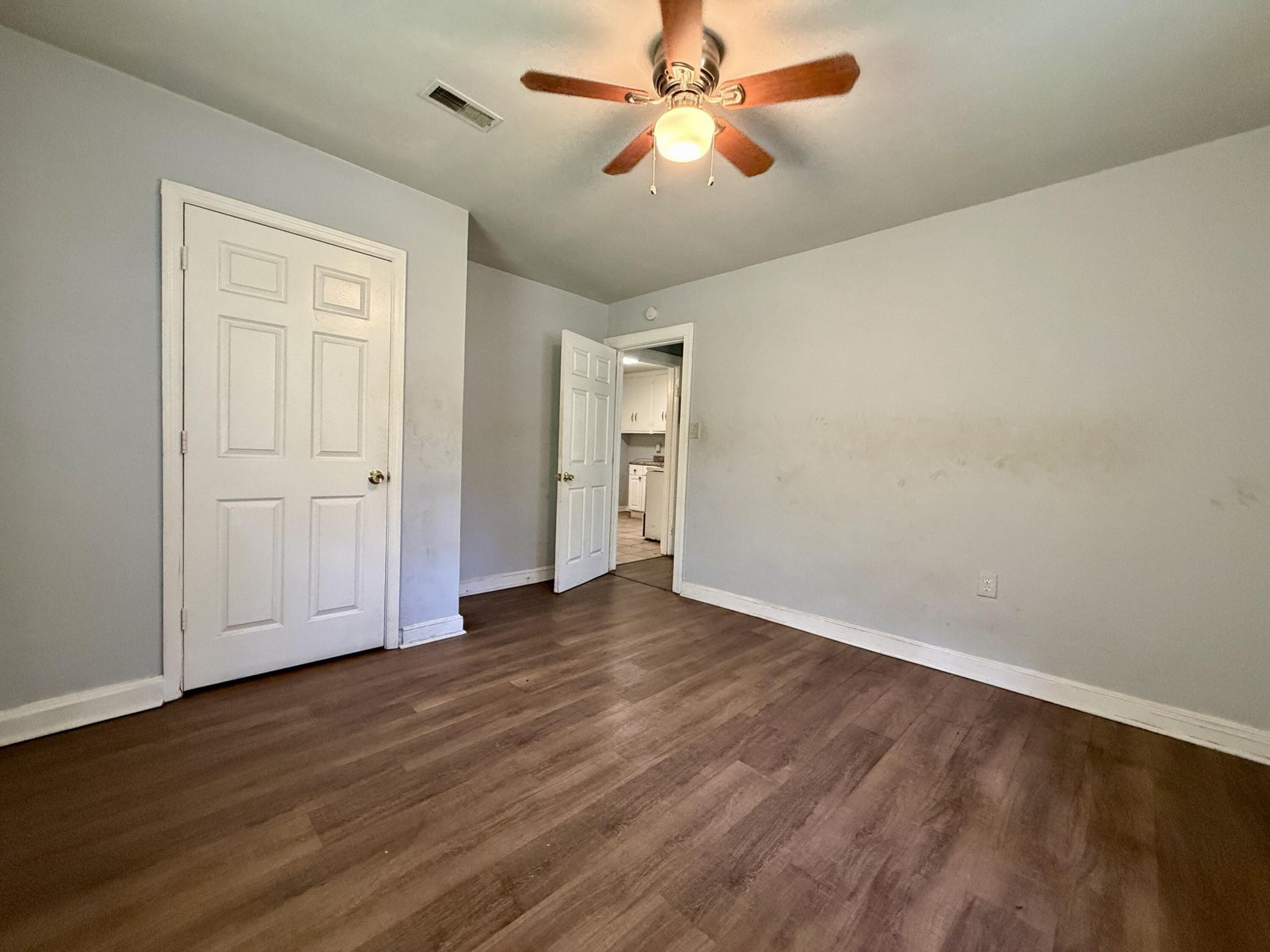 1814 English Street Photo 6