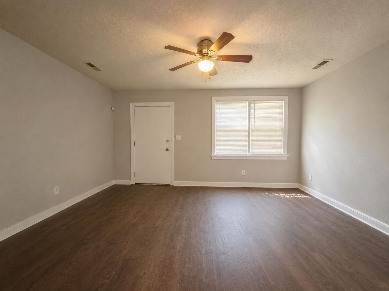 1814 English Street Photo 9