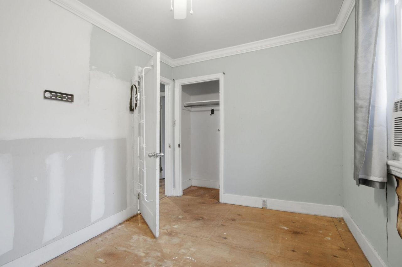 1565 Mulberry Photo 22