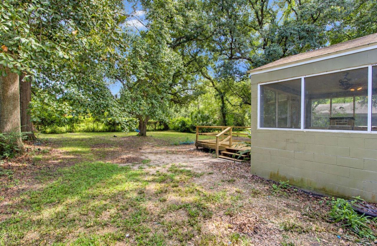 1565 Mulberry Photo 8