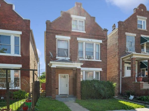 4435 S Campbell Avenue , Chicago, IL 60632