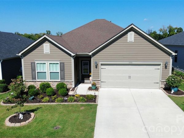 1818 Lotus Lane, Denver, NC 28037