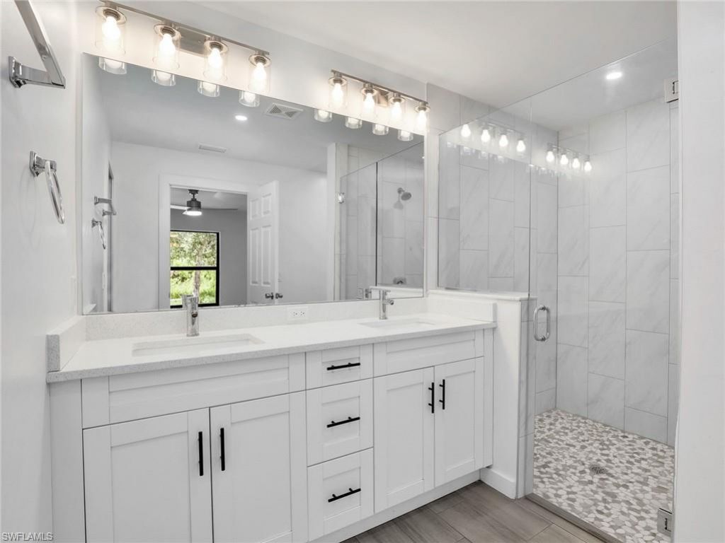 442 Windermere Dr, Lehigh Acres, FL 33972 Photo