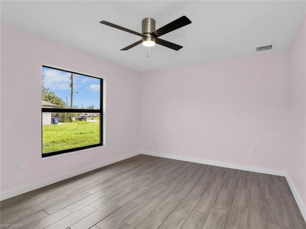 442 Windermere Dr, Lehigh Acres, FL 33972 Photo