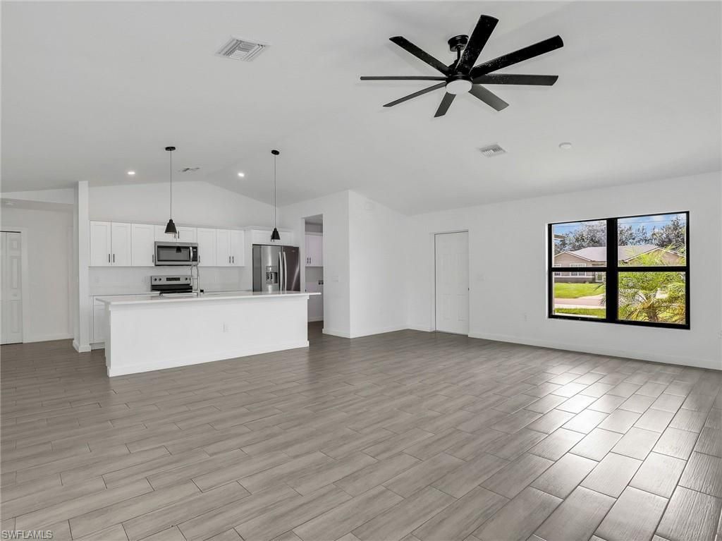 442 Windermere Dr, Lehigh Acres, FL 33972 Photo