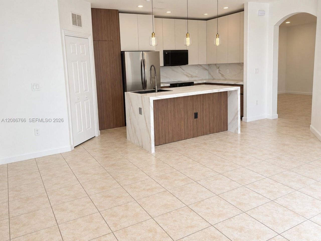 11034 NW 86th Ter, Doral, FL 33178 Photo
