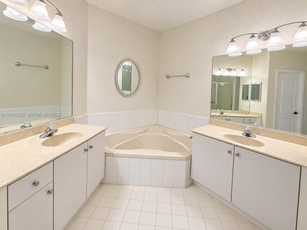 11034 NW 86th Ter, Doral, FL 33178 Photo