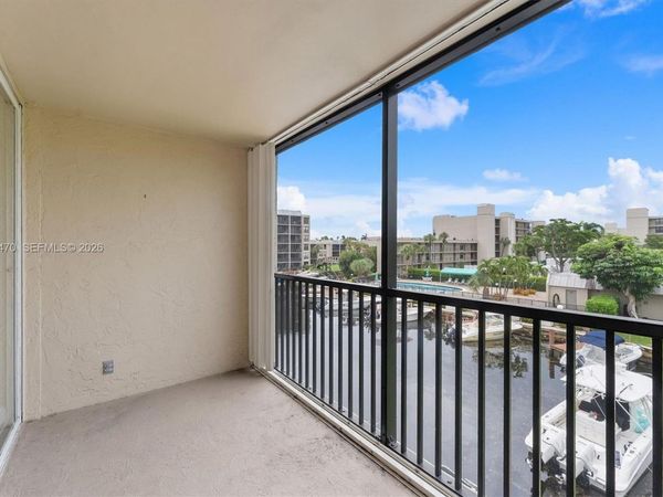 4 Royal Palm Way, Unit 3080, Boca Raton, FL 33432