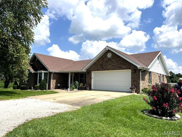 68 Seven Up Road, Bellflower, MO 63333