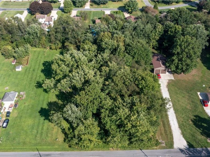 4051 Greenbay Drive, Barberton, OH 44203 Photo 14
