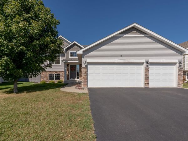 916 Forest Edge Drive, Jordan, MN 55352