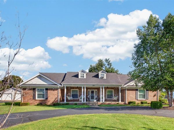 826 Lois Lane, Bowling Green, KY 42104