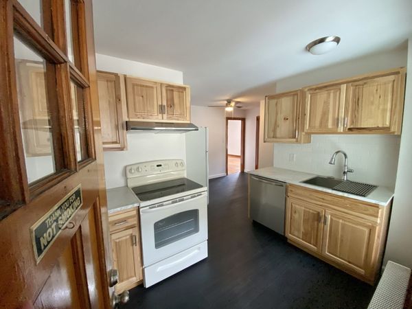 221 Mechanic St, Unit 2, Leominster, MA 01453