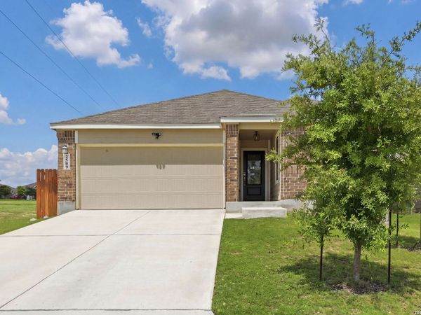 2509 Arctic Warbler, New Braunfels, TX 78130