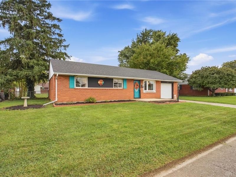 854 Fitchland Drive, Vandalia, OH 45377 Photo 3
