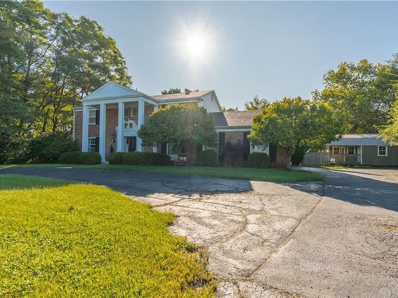 5914 Lynnaway Drive, Dayton, OH 45415 Photo 2