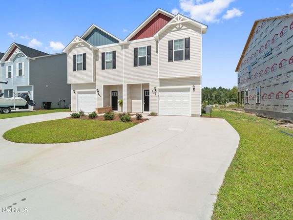 231 Shallowbag Bay Lane , Jacksonville, NC 28546