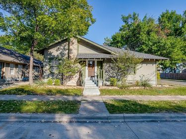 1729 S Adams Street, Fort Worth, TX 76110