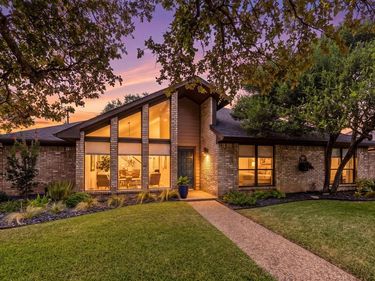 6803 Fernshaw Drive, Dallas, TX 75248