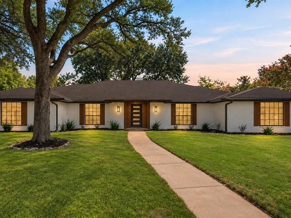1804 Kingsborough Drive , Arlington, TX 76015
