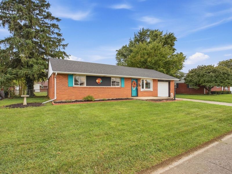 854 Fitchland Drive, Vandalia, OH 45377 Photo 3