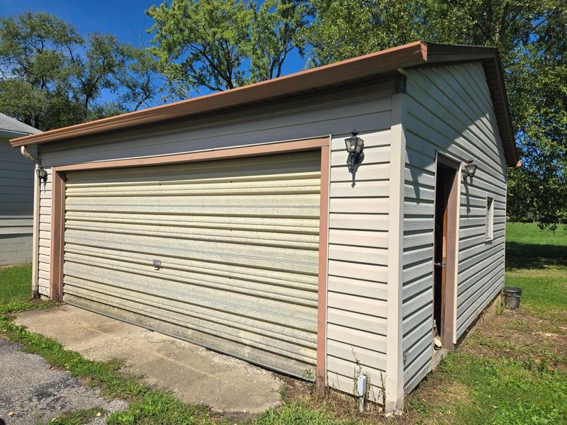 719 Roanoke Street, Crestline, OH 44827 Photo 6