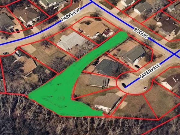 E Rogers Dr, Stillwater, OK 74075