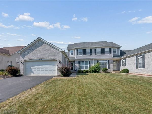 25922 W Sandy Knoll Drive, Channahon, IL 60410