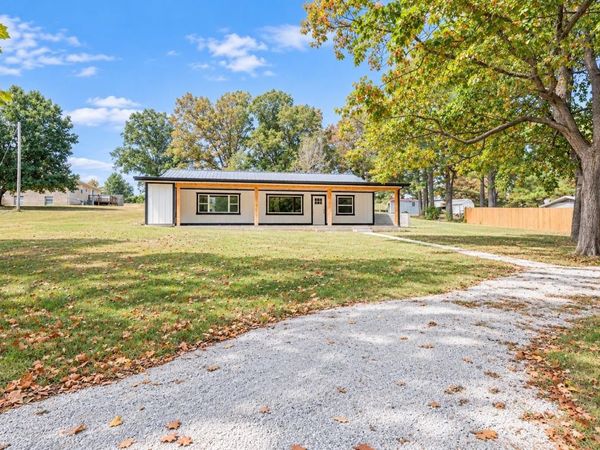 170 Hickory Street , Pineville, AR 72566