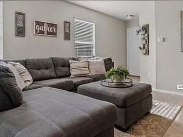 206 Feathergrass Drive, Buda, TX 78610