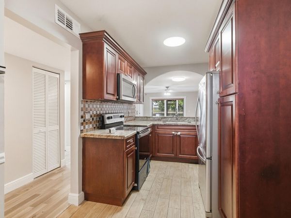 9672 W MCNAB Road, Unit 109, Tamarac, FL 33321