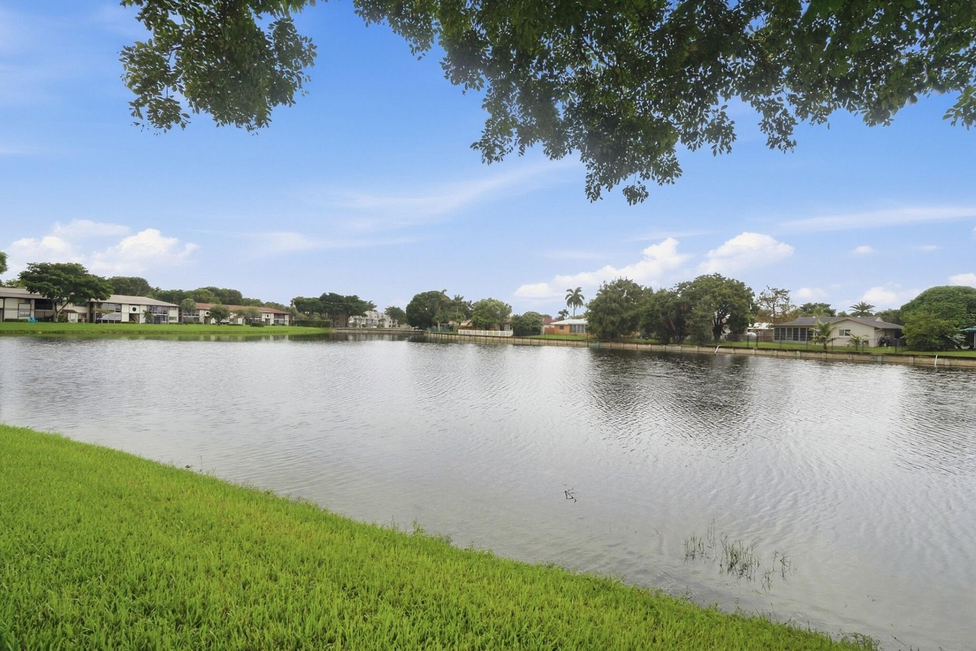 9672 W Mcnab Road, Unit 109, Tamarac, FL 33321 Photo