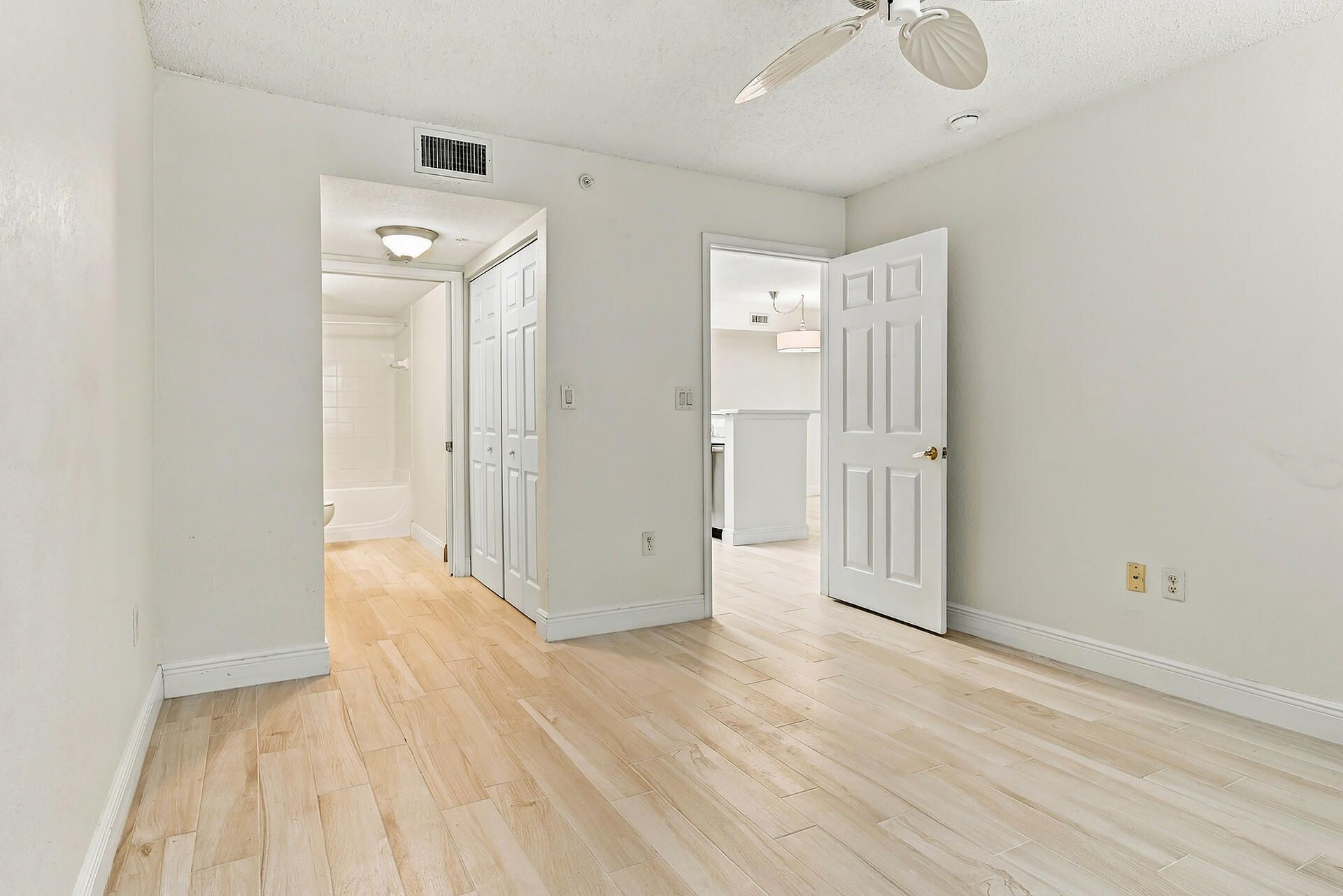 1801 N Flagler Drive, Unit 603, West Palm Beach, FL 33407 Photo