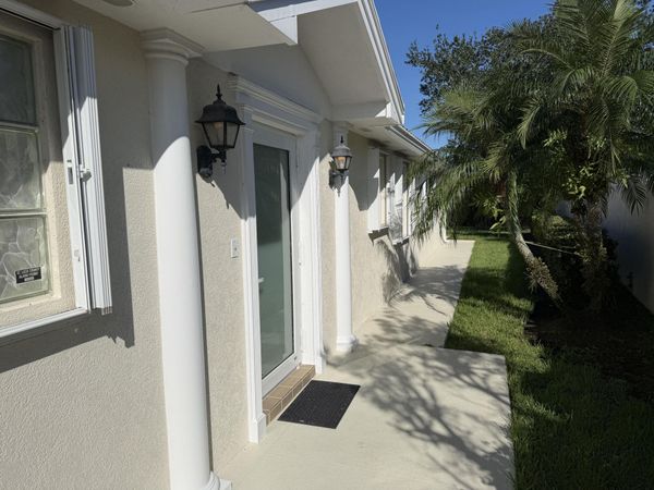 10853 SW ELSINORE Drive, Port St. Lucie, FL 34987