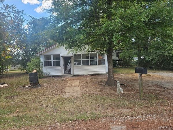 604 4th Street NW, Reform, AL 35481