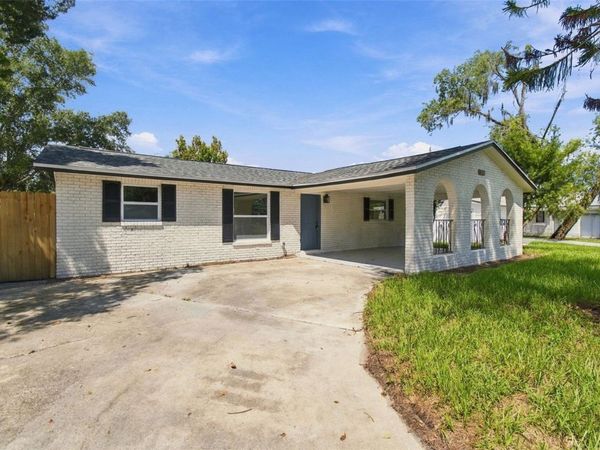 802 WALNUT DRIVE , SEFFNER, FL 33584