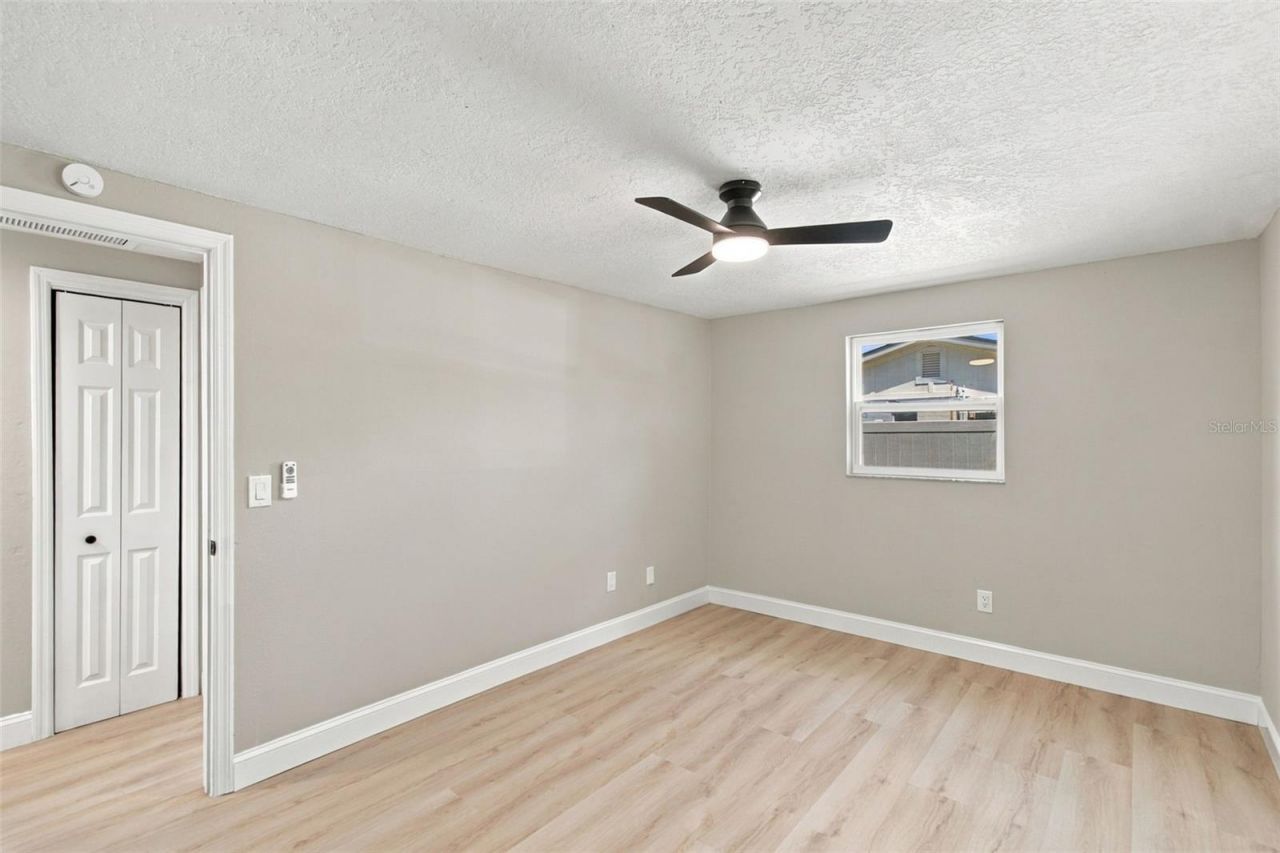 802 Walnut Drive, Seffner, FL 33584 Photo