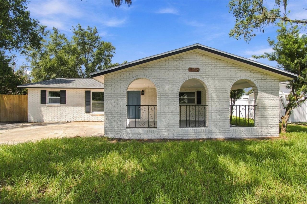 802 Walnut Drive, Seffner, FL 33584 Photo