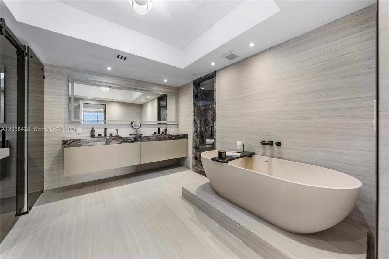 3301 NE 183rd St, Unit 3009, Aventura, FL 33160 Photo