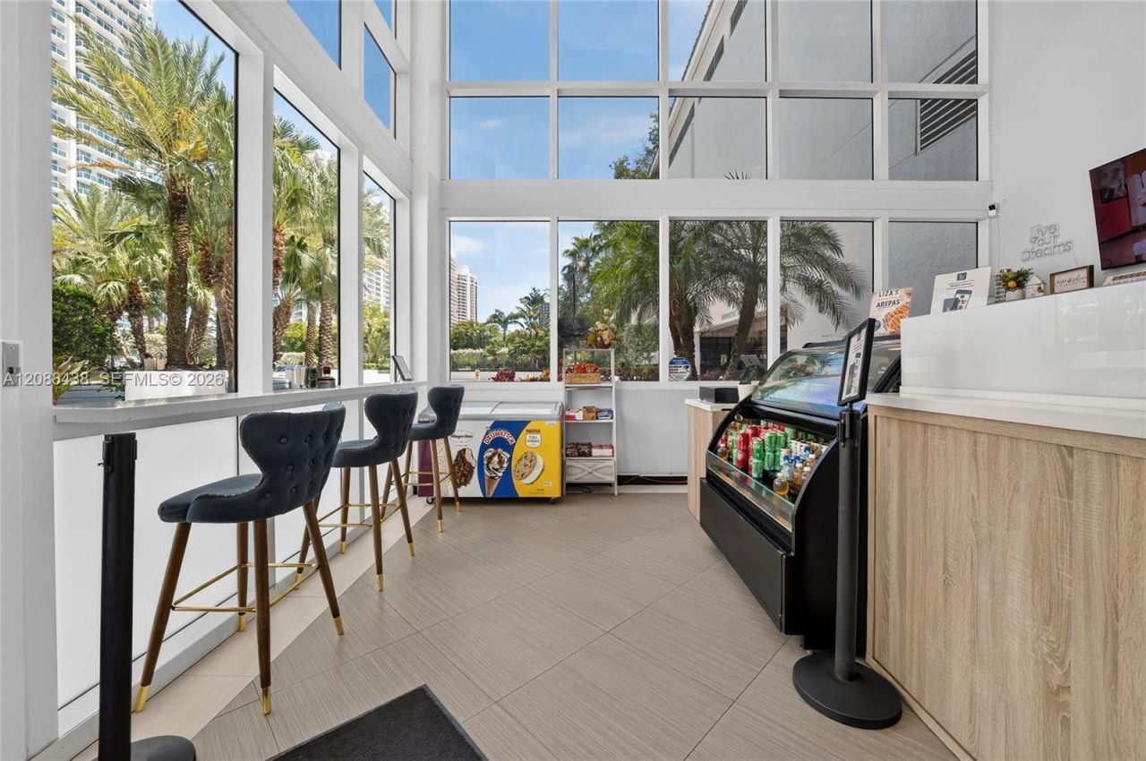 3301 NE 183rd St, Unit 3009, Aventura, FL 33160 Photo