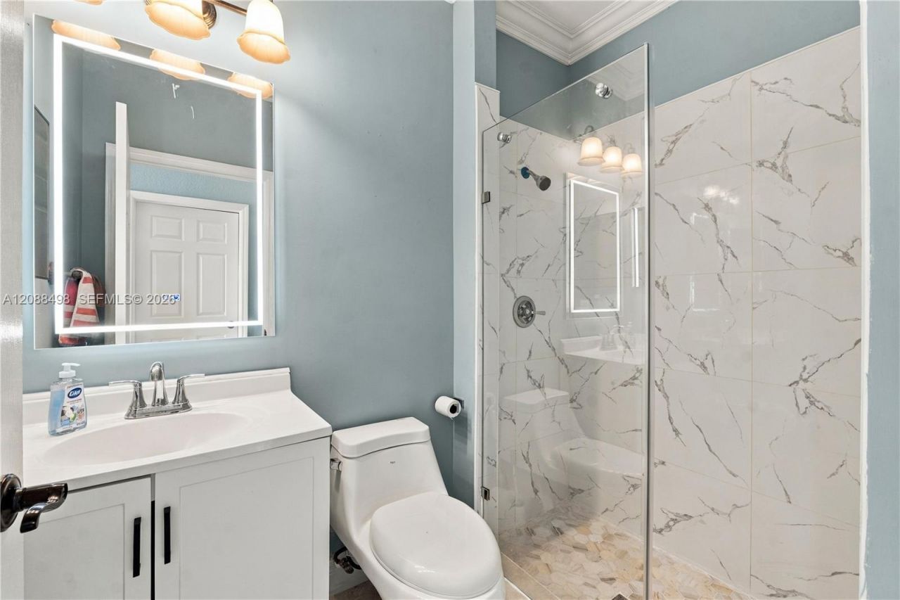 1423 SW 158th Ave, Pembroke Pines, FL 33027 Photo