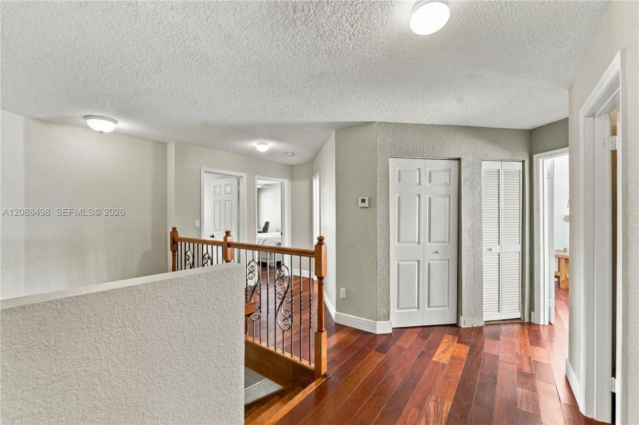 1423 SW 158th Ave, Pembroke Pines, FL 33027 Photo