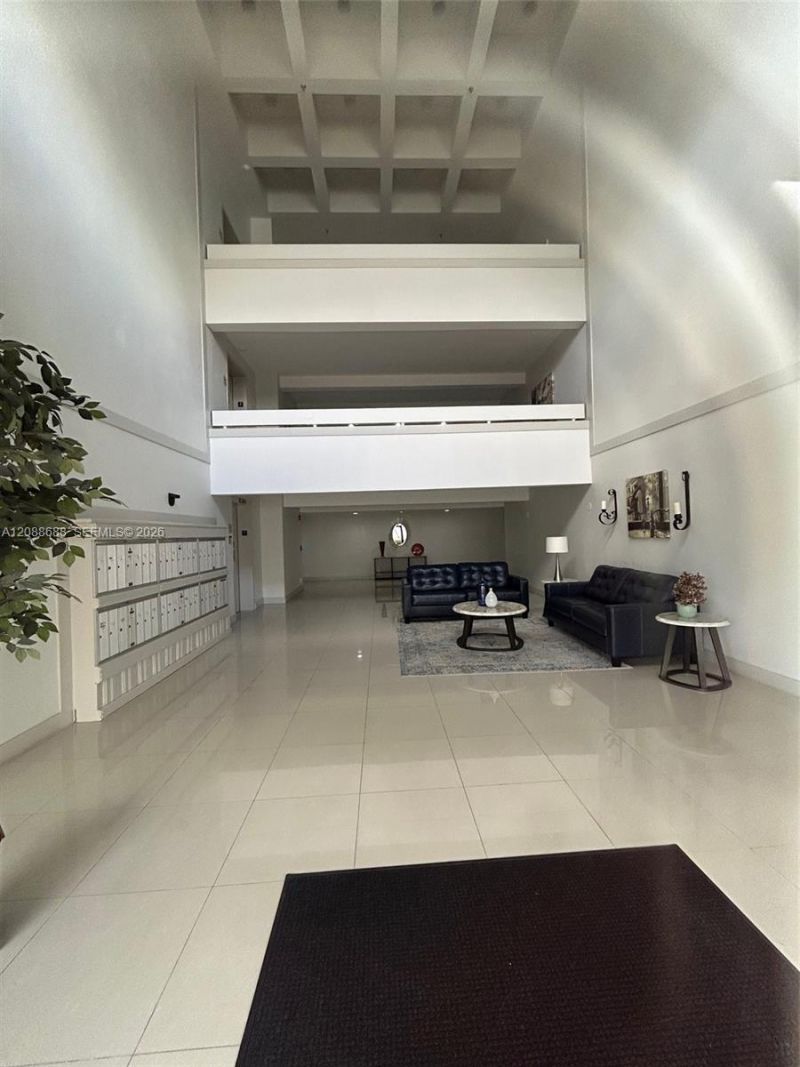 303 Racquet Club Rd, Unit 311, Weston, FL 33326 Photo